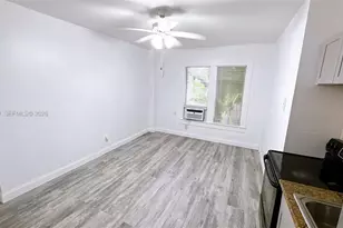 842 Meridian Ave, Miami Beach, FL 33139 - Photo 3