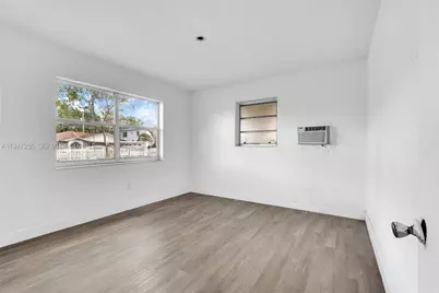 1360 NW 117th St, Miami, FL 33167 - Photo 17