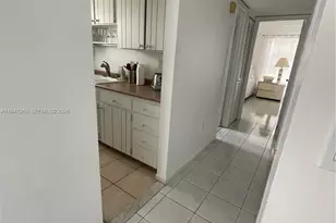 201 178th Dr, Sunny Isles Beach, FL 33160 - Photo 7