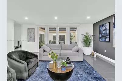 7661 SW 102nd Pl, Miami, FL 33173 - Photo 5