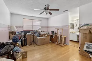 12017 NW 13th St, Pembroke Pines, FL 33026 - Photo 17