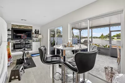 12017 NW 13th St, Pembroke Pines, FL 33026 - Photo 13