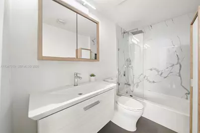 275 NE 18th St #1207, Miami, FL 33132 - Photo 17