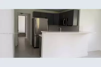 9285 SW 37th St #0, Miami, FL 33165 - Photo 5