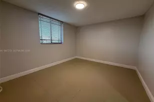 5033 NW 7th St, Miami, FL 33126 - Photo 15