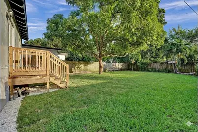 170 NW 46th St, Miami, FL 33127 - Photo 3