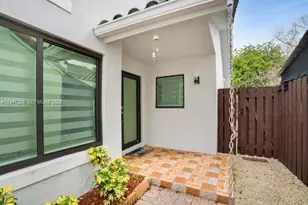 4917 SW 154th Ave, Miami, FL 33185 - Photo 5