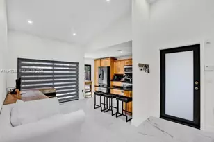 4917 SW 154th Ave, Miami, FL 33185 - Photo 9