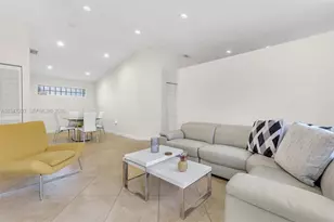 7475 NW 167th Terrace, Hialeah, FL 33015 - Photo 5