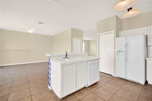 2346 SW 164th Ave, Miramar, FL 33027 - Photo 15