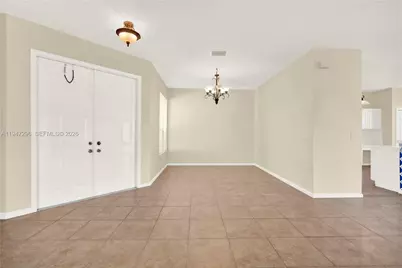 2346 SW 164th Ave, Miramar, FL 33027 - Photo 3