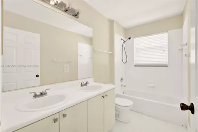 2346 SW 164th Ave, Miramar, FL 33027 - Photo 39