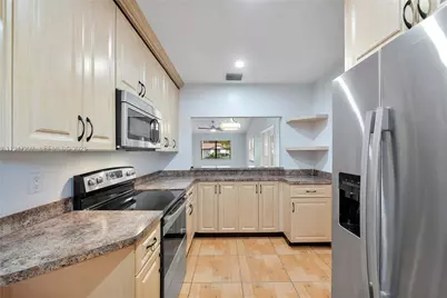 6616 N Parkway Dr #3-5, Margate, FL 33068 - Photo 3