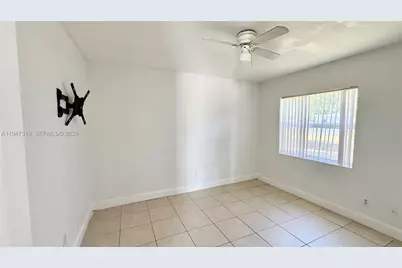 2099 NW 26th Ave #1E, Fort Lauderdale, FL 33311 - Photo 11