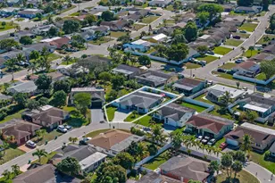 9400 NW 82nd St, Tamarac, FL 33321 - Photo 45