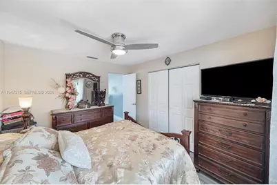 9400 NW 82nd St, Tamarac, FL 33321 - Photo 29