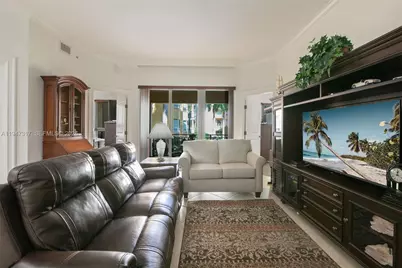 16101 Emerald Estates Dr #250, Weston, FL 33331 - Photo 9