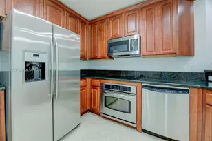 16101 Emerald Estates Dr, Weston, FL 33331 - Photo 17