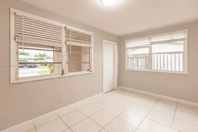3140 NE 10th Ter, Pompano Beach, FL 33064 - Photo 11