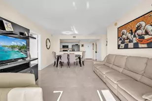 19501 W Country Club Dr, Aventura, FL 33180 - Photo 31