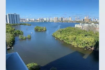 16385 Biscayne Blvd #1417, North Miami Beach, FL 33160 - Photo 1