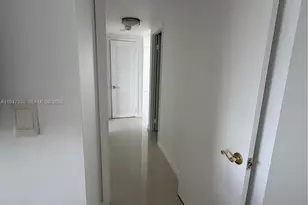 5750 Collins Ave, Miami Beach, FL 33140 - Photo 13