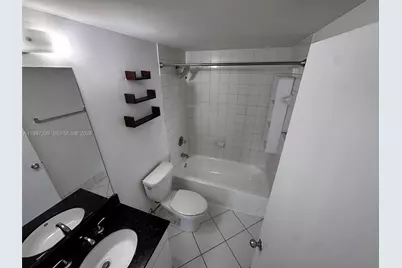 701 Brickell Key Blvd #1208, Miami, FL 33131 - Photo 7