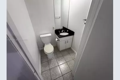 701 Brickell Key Blvd #1208, Miami, FL 33131 - Photo 13