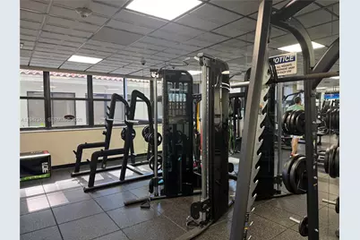 5757 Collins Ave #504, Miami Beach, FL 33140 - Photo 91