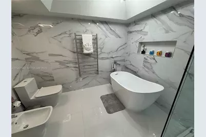 5757 Collins Ave #504, Miami Beach, FL 33140 - Photo 75