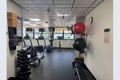 5757 Collins Ave #504, Miami Beach, FL 33140 - Photo 93