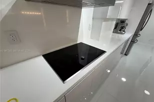 5757 Collins Ave, Miami Beach, FL 33140 - Photo 39