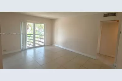 5214 NE 6th Ave #G3, Oakland Park, FL 33334 - Photo 7