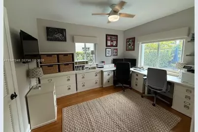 1402 Tangier St, Coral Gables, FL 33134 - Photo 15