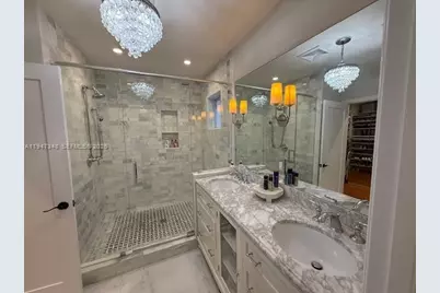 1402 Tangier St, Coral Gables, FL 33134 - Photo 11