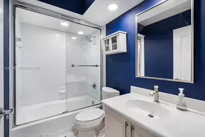 20920 NE 32nd Ave, Aventura, FL 33180 - Photo 25