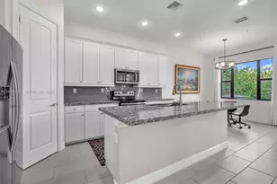 11603 SW 13th Dr, Pembroke Pines, FL 33025 - Photo 15