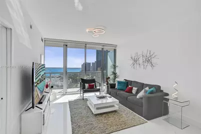 888 Biscayne Blvd #2404, Miami, FL 33132 - Photo 25