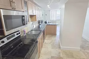 100 Lincoln Rd, Miami Beach, FL 33139 - Photo 5