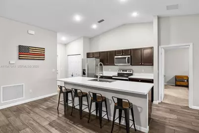 2898 SW Ortega St, Port Saint Lucie, FL 34953 - Photo 11