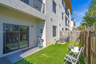 8015 NW 104th Ave #3, Doral, FL 33178 - Photo 23