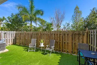 8015 NW 104th Ave #3, Doral, FL 33178 - Photo 5