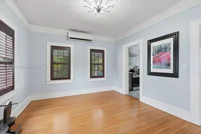 2533 SW 5th St, Miami, FL 33135 - Photo 15