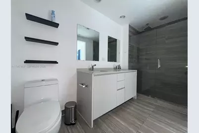 1010 Brickell Ave #2406, Miami, FL 33131 - Photo 11