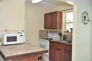 13101 Memorial Hwy 219 Hwy, North Miami, FL 33161 - Photo 3