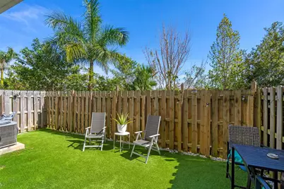 8015 NW 104th Ave #3, Doral, FL 33178 - Photo 5