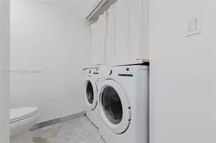 16485 Collins Ave, Sunny Isles Beach, FL 33160 - Photo 23