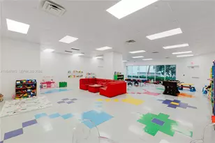 16485 Collins Ave, Sunny Isles Beach, FL 33160 - Photo 35