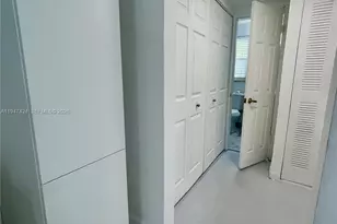 8036 Harding Ave, Miami Beach, FL 33141 - Photo 15