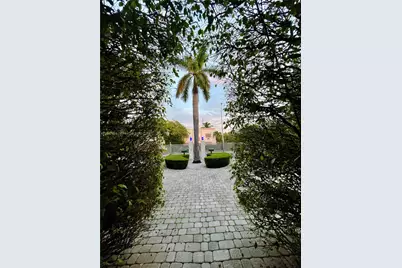 8036 Harding Ave #1, Miami Beach, FL 33141 - Photo 9